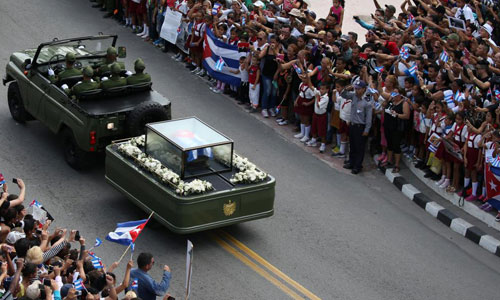 Ảnh: Dân Cuba khắp nước tiễn biệt lãnh tụ Fidel Castro